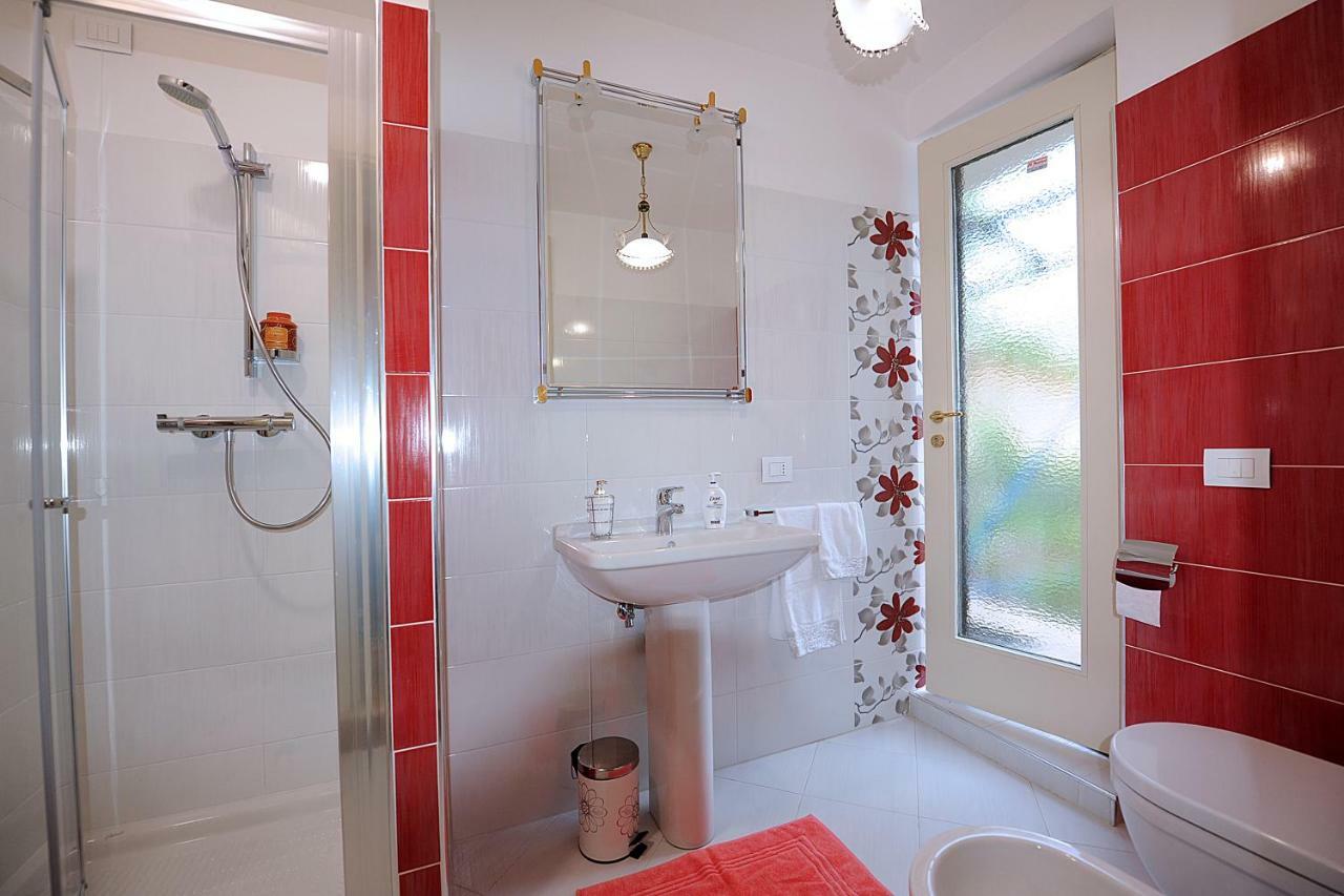 Apartament A Casa Di Galdino E Vittorianna LʼAquila Zewnętrze zdjęcie