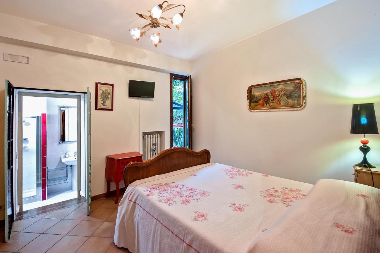 Apartament A Casa Di Galdino E Vittorianna LʼAquila Zewnętrze zdjęcie